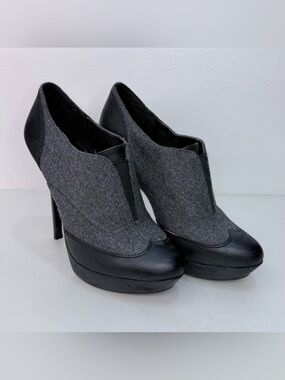 JS by Jessica Women's Gray Wool and Black Leather Platform Heels